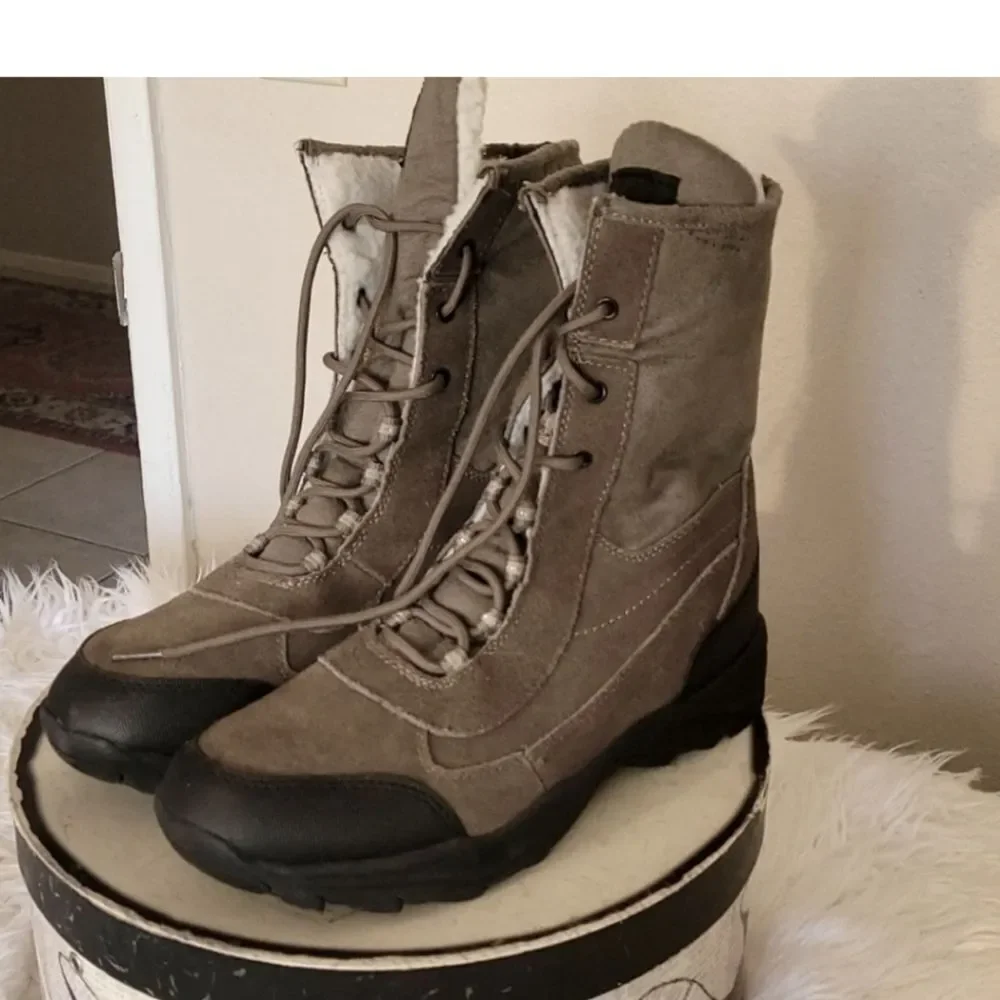 - Ozark Trail Winter Boots